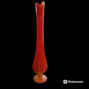 LE Smith vintage vase